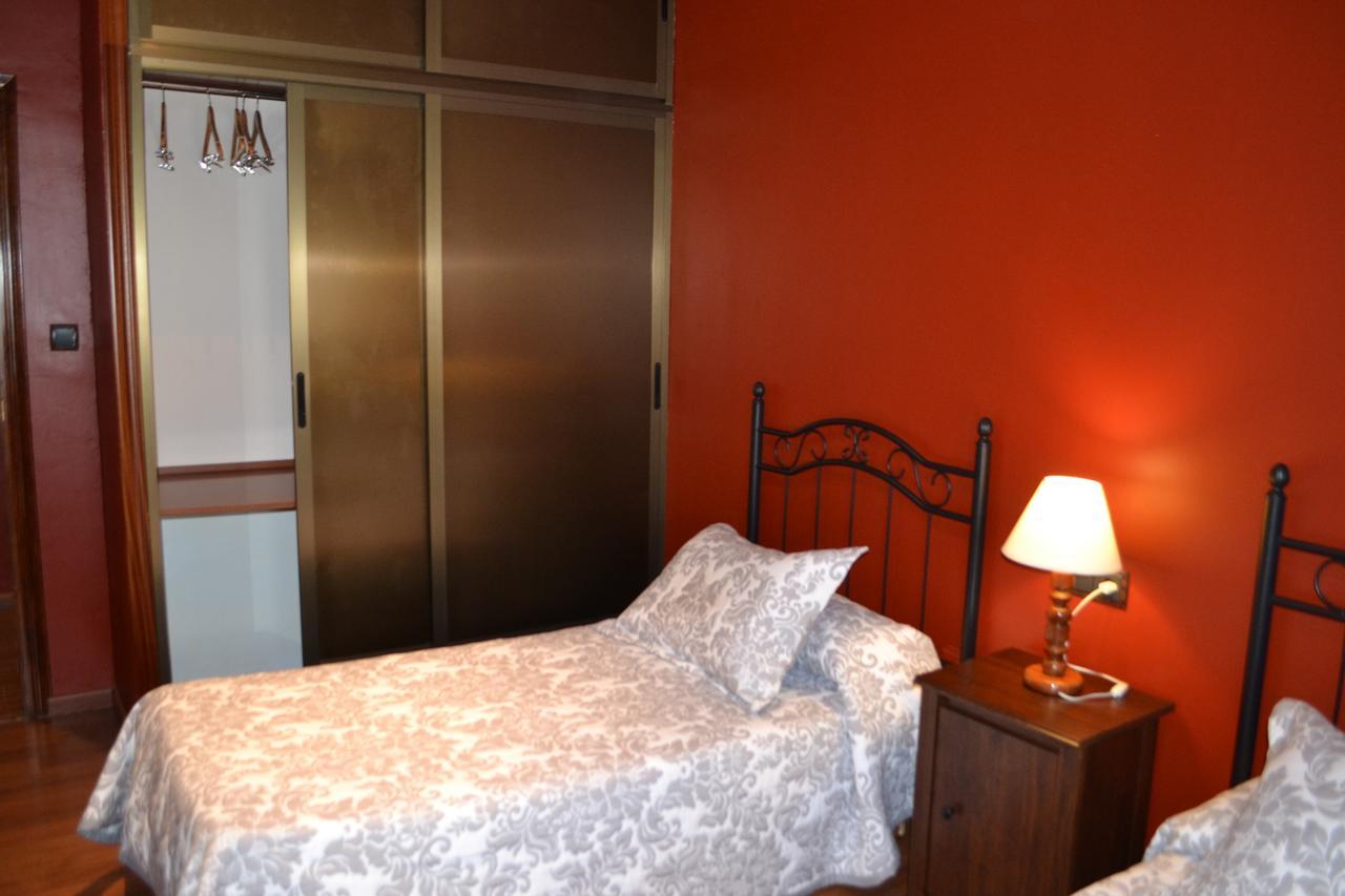 Hostal Pension La Ruta Paterna del Campo Екстериор снимка
